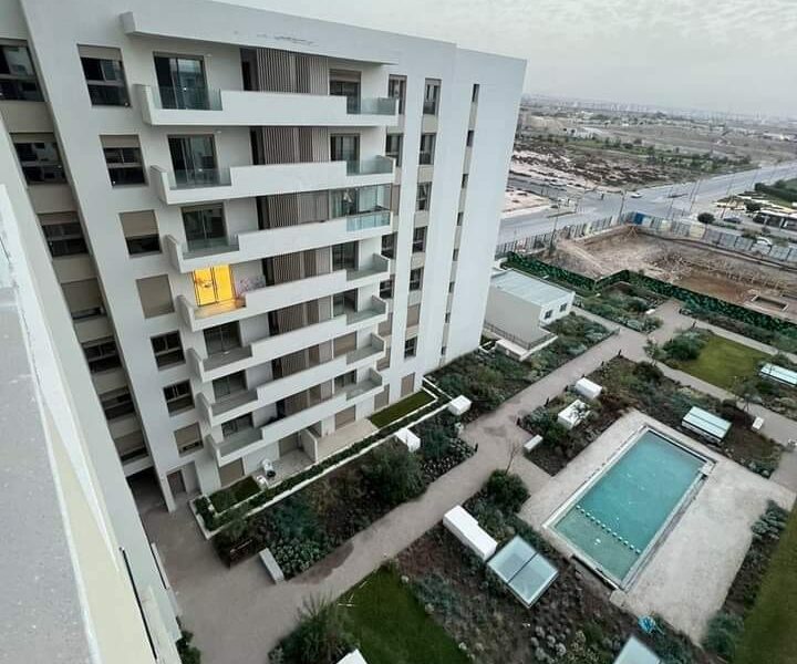 Location Studio Meublé Studio Haut Standing Neuf jamais habite construction 2024 sans vis-à-vis a Zenata